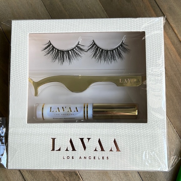 Lavaa Beauty Lash set - Picture 2 of 3